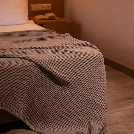 George Hotel 2*