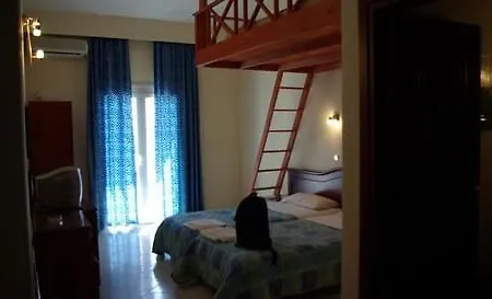 George 2* Limenária