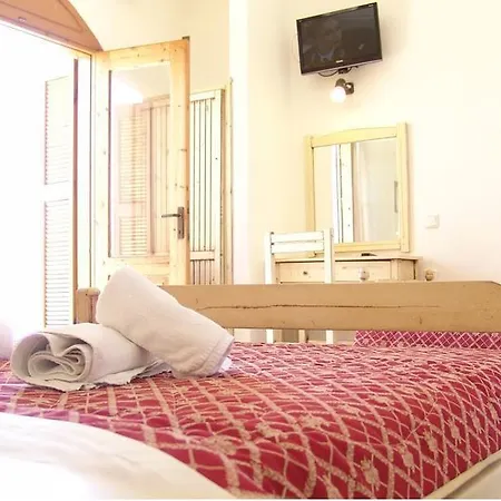 George Hotel