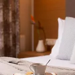 The George - Hospitality Beyond 2* 리메나리아