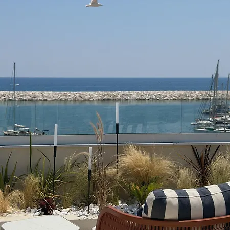 George Hotel