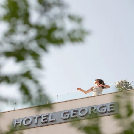 George Hotel Hotel 2*