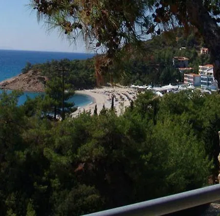 The George - Hospitality Beyond 2*