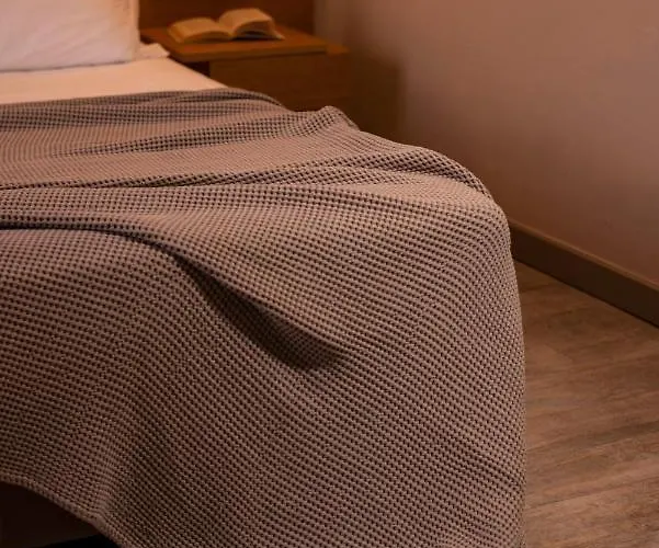 The George - Hospitality Beyond Hotel 2*