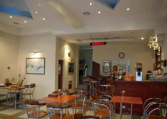 Szálloda The George - Hospitality Beyond Limenária